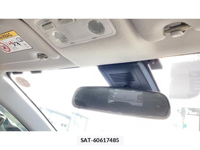 Toyota AQUA 2016-09 8658012-17