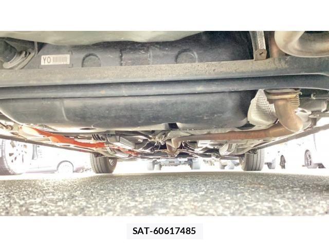 Toyota AQUA 2016-09 8658012-5