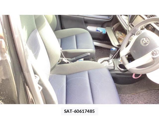 Toyota AQUA 2016-09 8658012-6