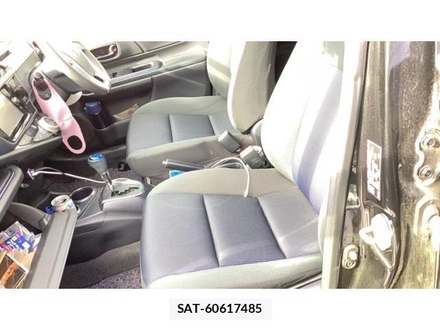 Toyota AQUA 2016-09 8658012-7