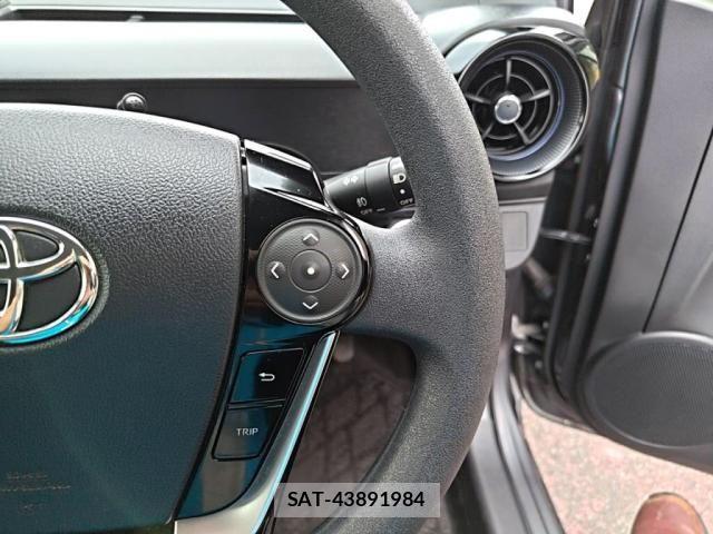 Toyota AQUA 2018-02 8657974-15