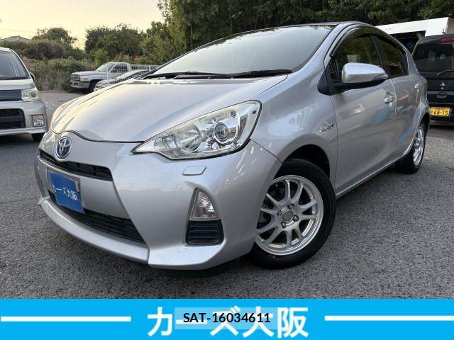 Toyota AQUA 2012-11 8658010-0