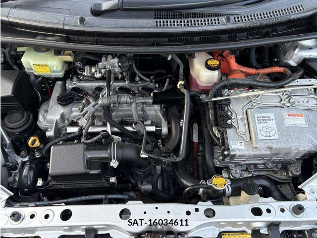 Toyota AQUA 2012-11 8658010-9