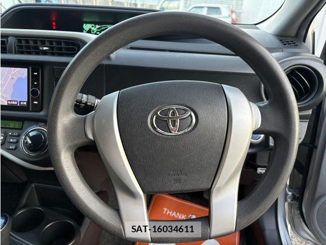 Toyota AQUA 2012-11 8658010-6