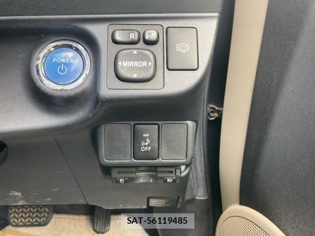 Toyota AQUA 2013-10 8665808-20