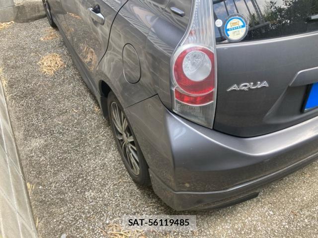 Toyota AQUA 2013-10 8665808-5
