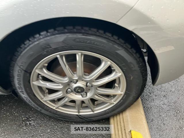 Toyota AQUA 2012-11 8657994-4