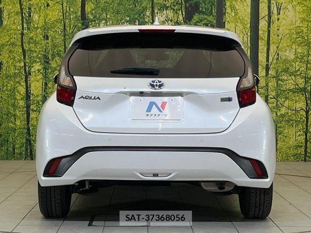 Toyota AQUA 2022-09 8657968-14