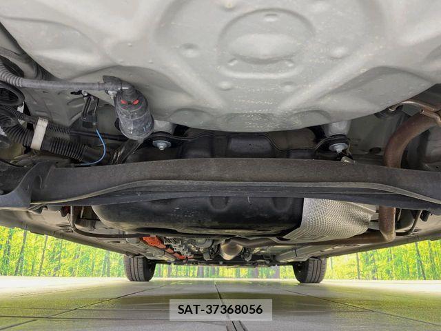 Toyota AQUA 2022-09 8657968-18