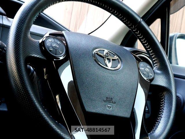 Toyota AQUA 2017-01 8657972-15