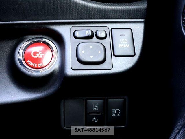 Toyota AQUA 2017-01 8657972-21