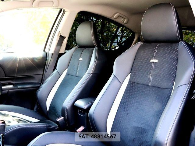 Toyota AQUA 2017-01 8657972-24