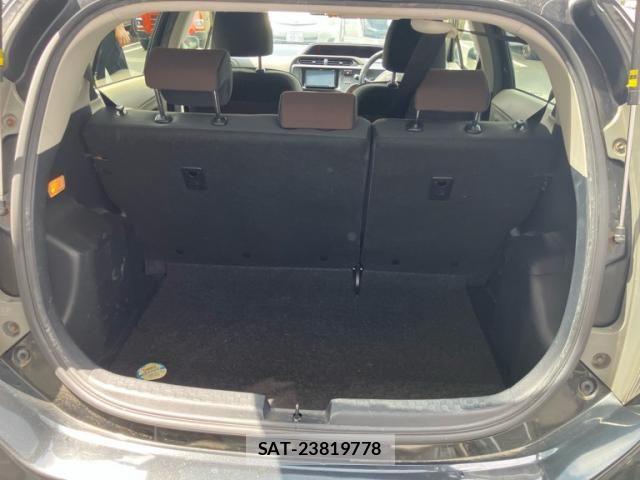 Toyota AQUA 2013-04 8658015-9