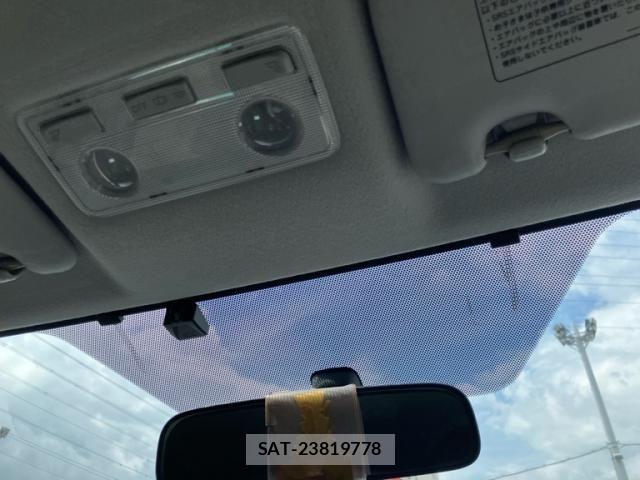 Toyota AQUA 2013-04 8658015-15