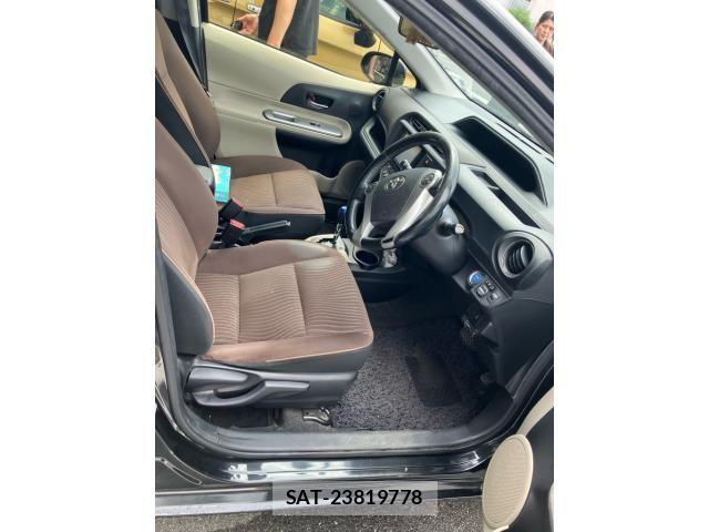 Toyota AQUA 2013-04 8658015-7