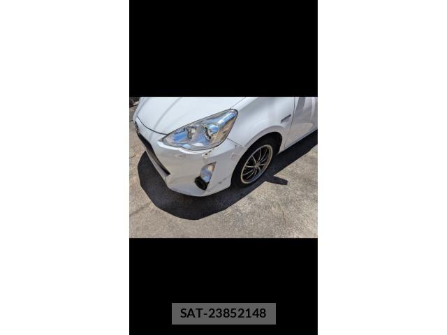 Toyota AQUA 2015-11 8658016-4