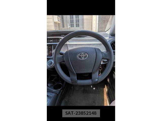Toyota AQUA 2015-11 8658016-8