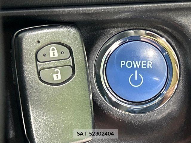 Toyota AQUA 2019-09 8665789-6