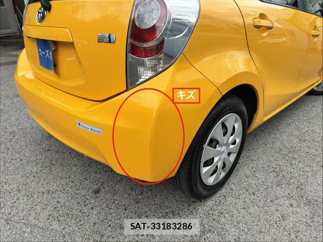 Toyota AQUA 2013-11 8658008-14