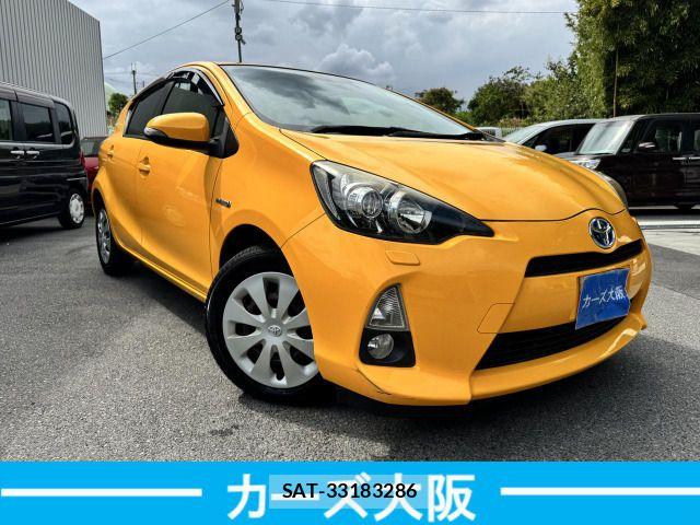 Toyota AQUA 2013-11 8658008-1