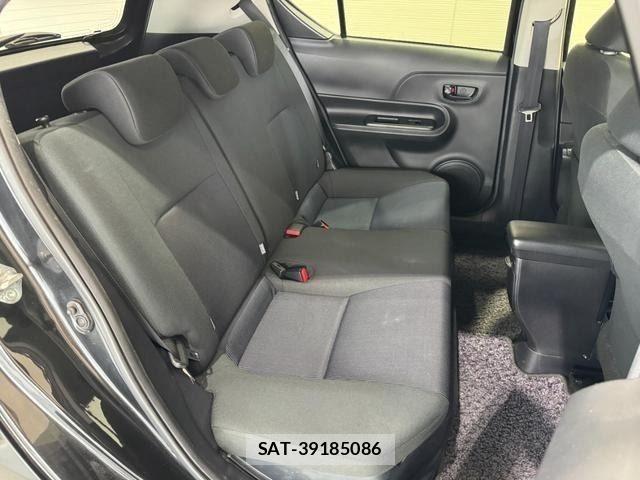 Toyota AQUA 2016-06 8665794-9