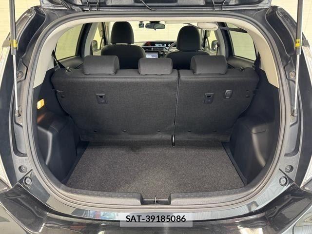Toyota AQUA 2016-06 8665794-10