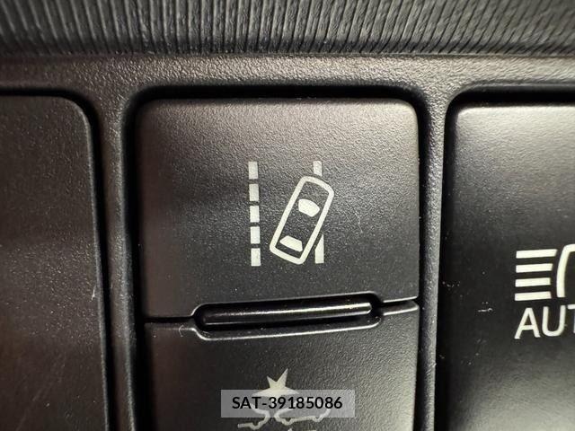 Toyota AQUA 2016-06 8665794-25