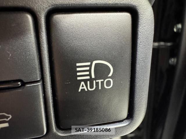 Toyota AQUA 2016-06 8665794-28