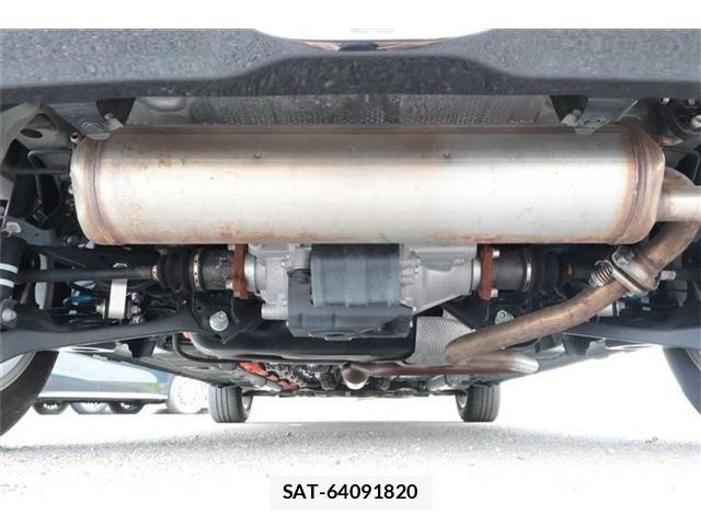 Toyota AQUA 2023-06 8657965-19