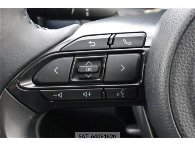 Toyota AQUA 2023-06 8657965-23