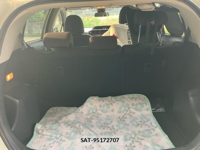 Toyota AQUA 2017-10 8658001-18