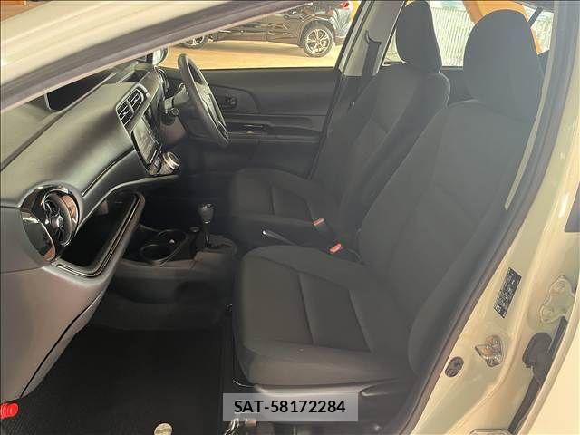 Toyota AQUA 2016-05 8657980-10