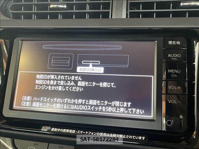 Toyota AQUA 2016-05 8657980-17