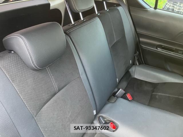 Toyota AQUA 2014-06 8665803-13