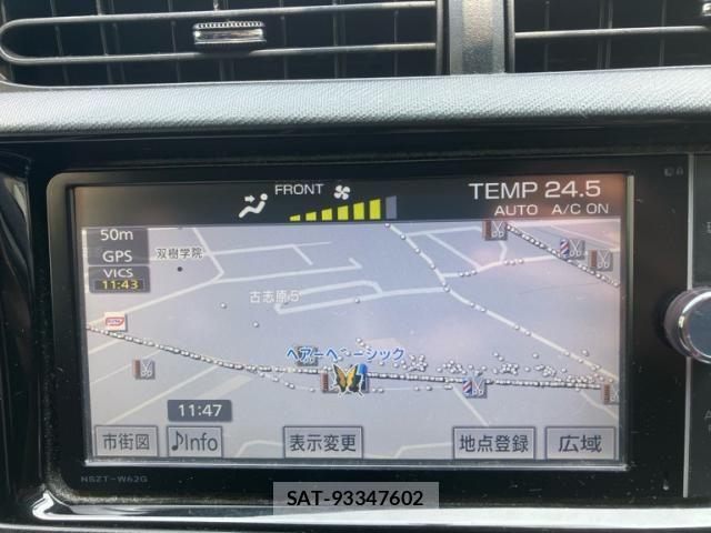Toyota AQUA 2014-06 8665803-17