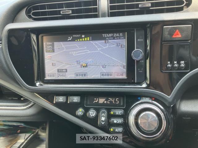 Toyota AQUA 2014-06 8665803-21