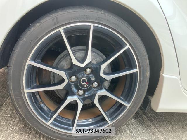 Toyota AQUA 2014-06 8665803-22