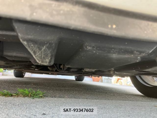Toyota AQUA 2014-06 8665803-6