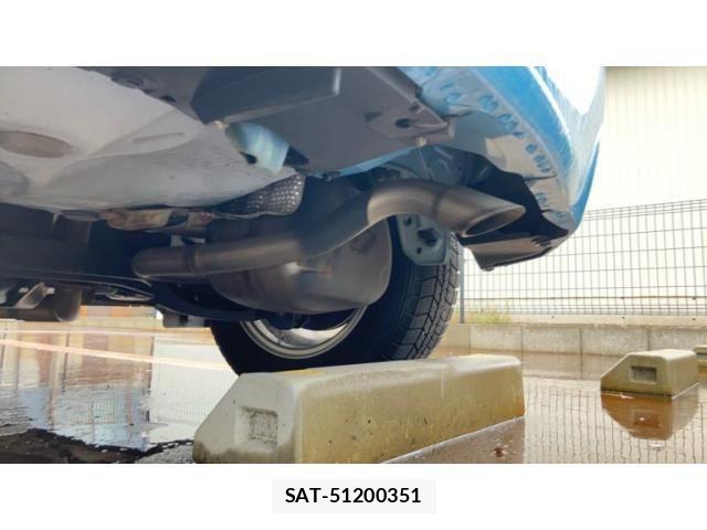 Toyota AQUA 2014-10 8658026-10