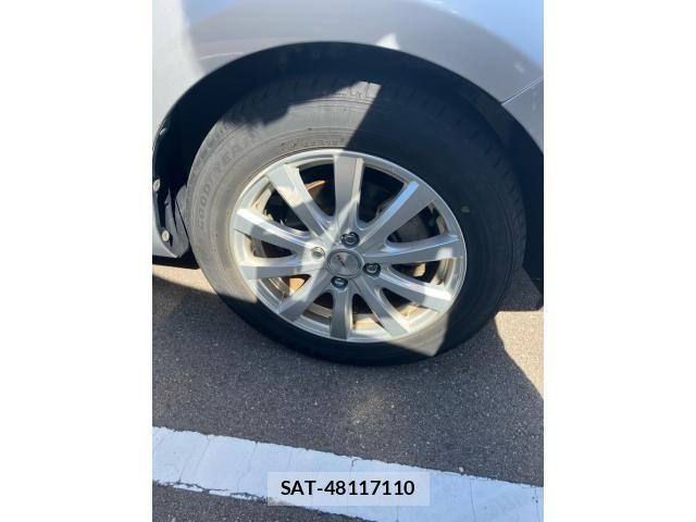 Toyota AQUA 2012-11 8665806-2