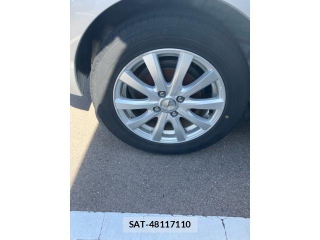 Toyota AQUA 2012-11 8665806-3