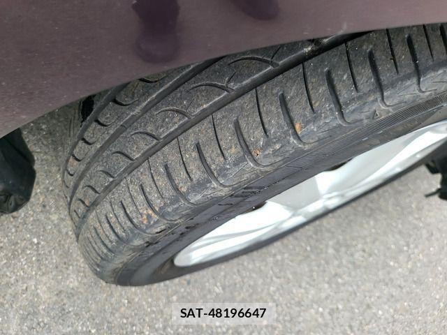 Toyota AQUA 2014-05 8657984-17