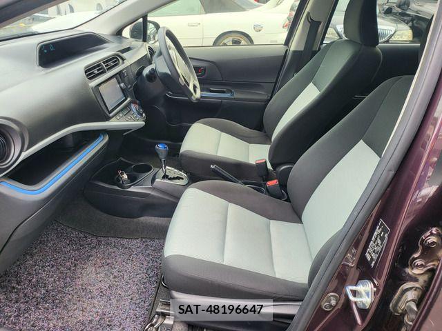Toyota AQUA 2014-05 8657984-7