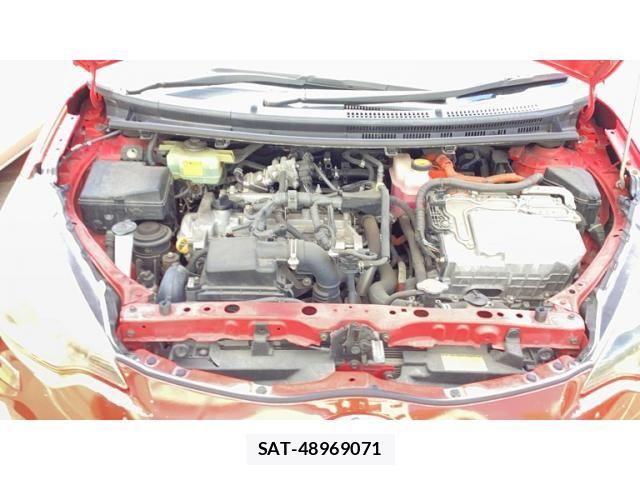 Toyota AQUA 2012-10 8665807-14