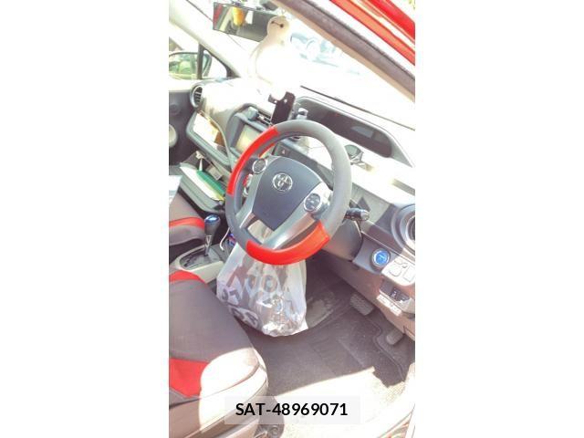 Toyota AQUA 2012-10 8665807-6