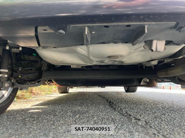 Toyota AQUA 2015-02 8665804-7