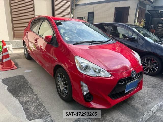 Toyota AQUA 2015-06 8658021-0