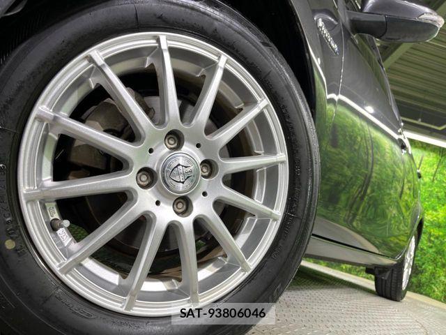 Toyota AQUA 2013-03 8657990-10