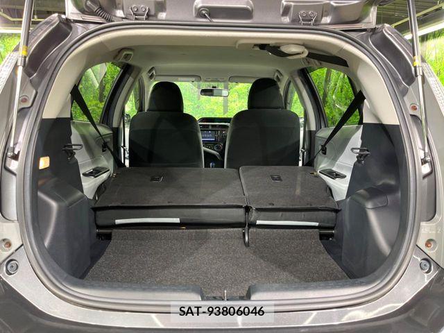 Toyota AQUA 2013-03 8657990-8