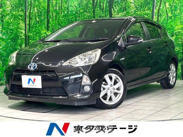 Toyota AQUA 2013-10 8665797-0